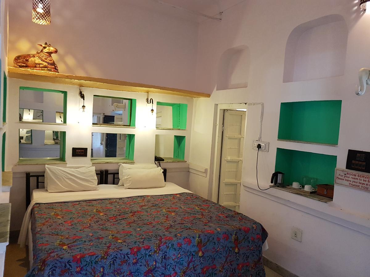 Inn Seventh Heaven Pushkar Eksteriør bilde