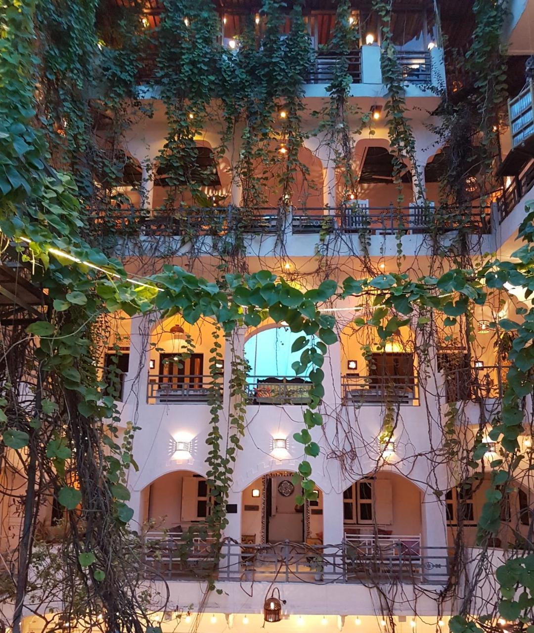 Inn Seventh Heaven Pushkar Eksteriør bilde